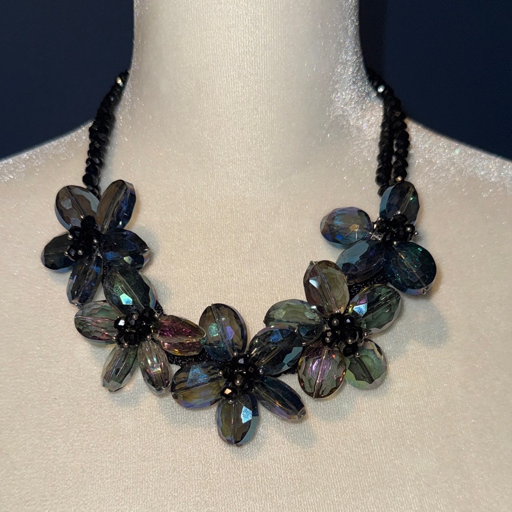 Floral Black and Iridescent Bead Necklace